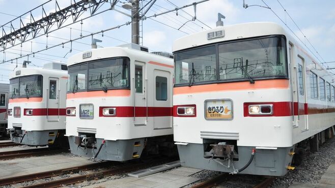 東武350型､休日だけ走る｢昭和の長距離列車｣