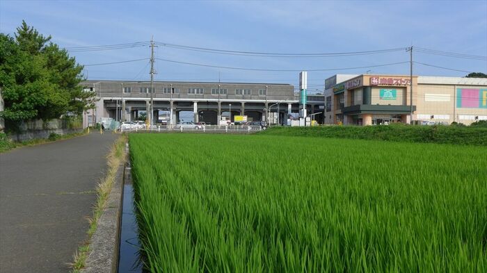 センサーの汚れによる支障の多かった田奈駅。