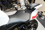 第52回 東京モーターサイクルショーに参考出品されたヤマハ「YZF-R9」（筆者撮影）