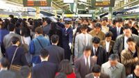 日本の鉄道 混雑 遅延 客のマナー みんな鉄道に不満だ！