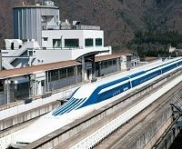 前途多難のリニア新幹線計画、ルート選びで利害衝突