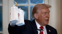 ホワイトハウス改築に｢巨大凱旋門｣構想――トランプ氏のブルータリズム批判が問いかけるアメリカの政府像