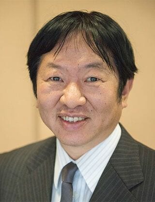 坂本 旬（さかもと・じゅん）法政大学キャリアデザイン学部教授、図書館司書課程担当。教育系出版社や週刊誌などの編集者を経験したのち、新聞社を中心に雑誌執筆者として活躍。1996年より法政大学教員。ユネスコのメディア情報リテラシー・プログラムの普及を目指すアジア太平洋メディア情報リテラシー教育センターおよび福島ESDコンソーシアム代表。基礎教育保障学会理事（写真：本人提供）