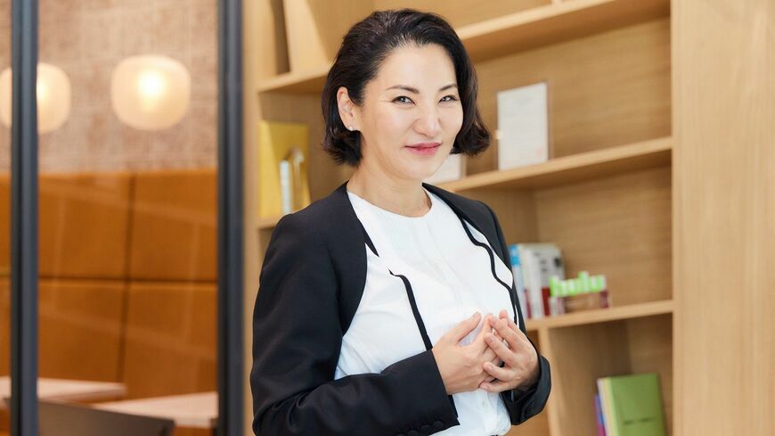 新時代の歌姫を発掘・プロデュースする新リアリティー番組がスタート。オーディションを主宰した音楽家・広瀬香美さんと、番組の企画・演出・プロデュースを担った日本テレビ・栗原甚さんにお話をうかがいました（撮影：谷川真紀子）