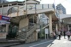 大山駅付近の歩道橋