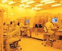 “ハイテクニッポン”の最後の砦は今…無敵神話もついに崩壊!?　素材各社の模索