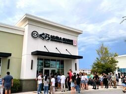 くら寿司､アメリカで長期的に300店舗体制目指す…先行出店によって回転ずし市場の囲い込みを進める考え