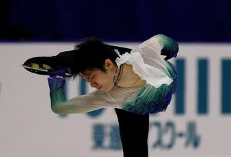 NHK杯男子は羽生圧勝､女子の宮原は2位