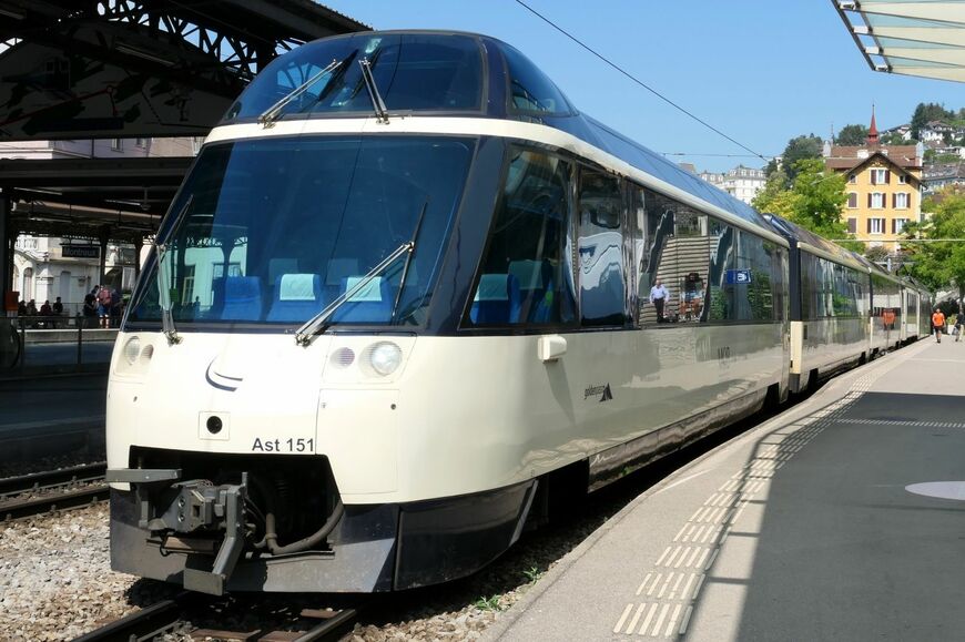 モントルー･オーベルラン･ベルノワ鉄道の前面展望車（筆者撮影）