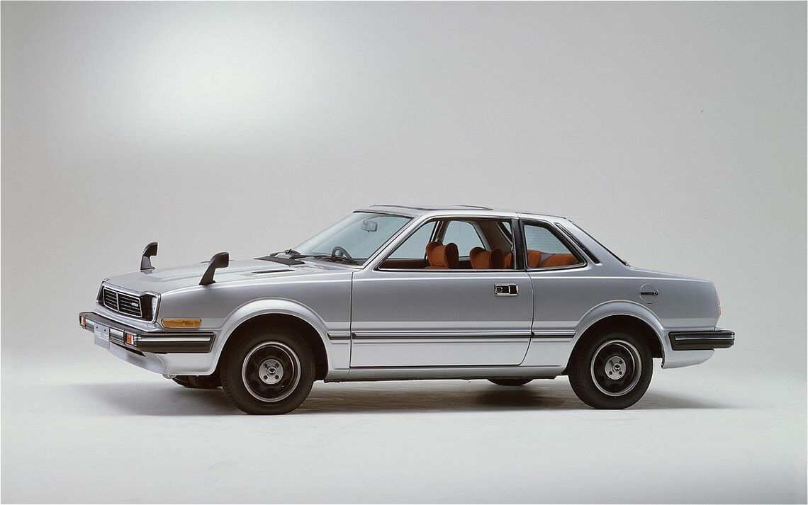 1978年発売の初代プレリュード