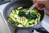 火がとおった小松菜