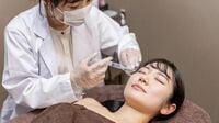 若手医師がこぞって｢直美｣キャリアに走る事情 美容外科医の数は約20年で3.5倍に増加