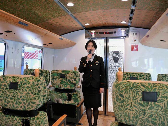 客室乗務員の工夫が乗客の思い出作りに一役買う