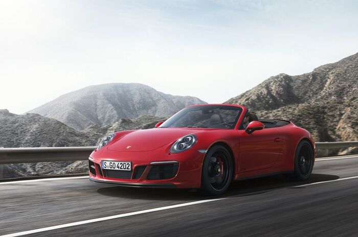 ポルシェ 911 カレラ 4 GTS カブリオレ｜Porsche 911 Carrera 4 GTS Cabriolet