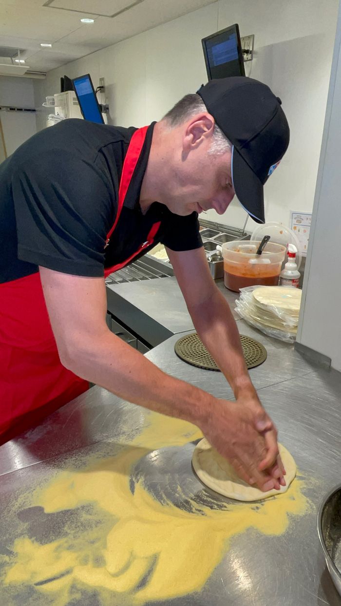 ドミノ・ピザ マーティン・スティーンク