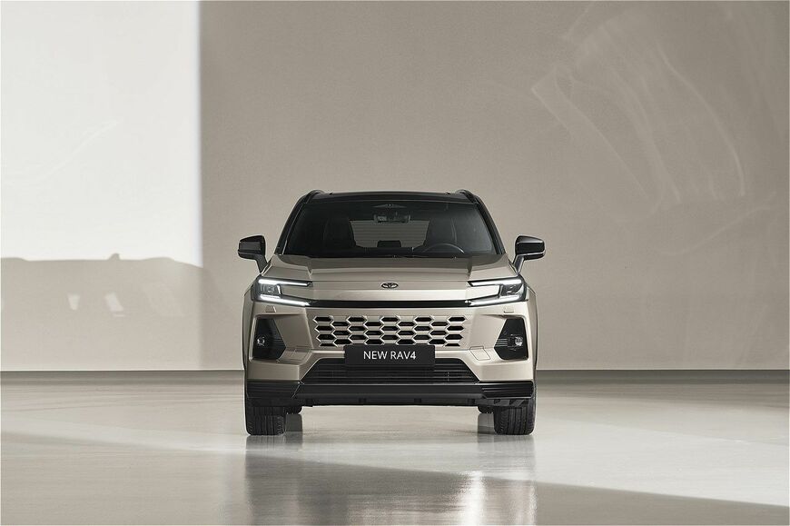 トヨタ新型「RAV4 CORE（プロトタイプ）」（写真：トヨタ自動車）