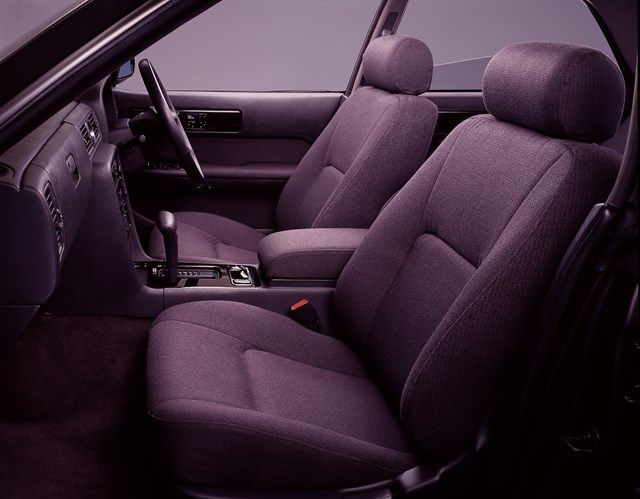 1991年発売、日産自動車「セドリック/グロリア」（写真：日産自動車）