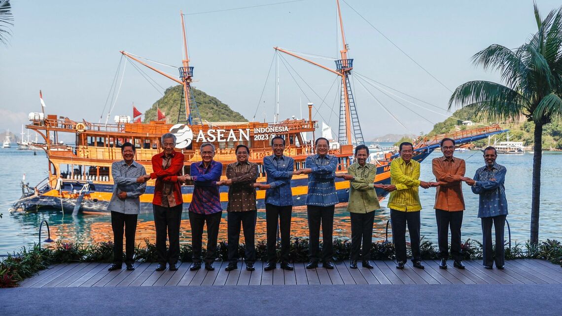 インドネシアで2023年5月に開かれたASEAN首脳会議。ASEANの経済協力強化やミャンマー問題が話し合われた(写真:代表撮影/ロイター/アフロ)