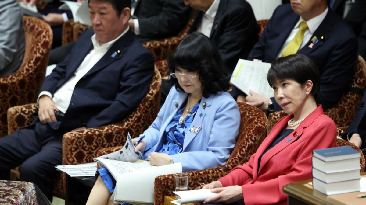 高市政権は財政政策の｢プランB｣を示すべきだ…｢高成長達成で財政の持続可能性はOK｣のプランだけでは楽観的すぎる | 政治・経済・投資 | 東洋経済オンライン