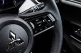 三菱の新型SUV「エクスフォースHEV」（筆者撮影）