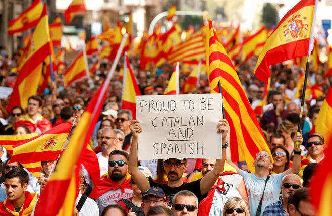 バルセロナ市民大慌て､｢我々はスペインだ｣