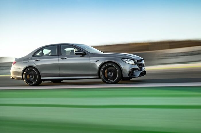 メルセデスAMG E63 S 4マチックプラス｜Mercedes-AMG E63 S 4MATIC＋