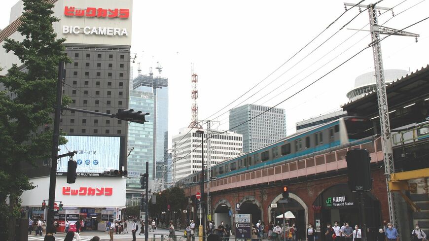 有楽町駅の日比谷口。有楽町そごうのあった読売会館には現在、ビックカメラが入っている（筆者撮影）