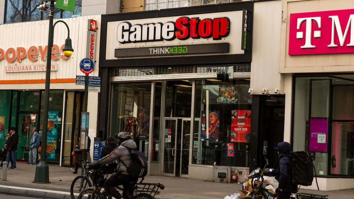 ゲームストップが乱降下で再注目､