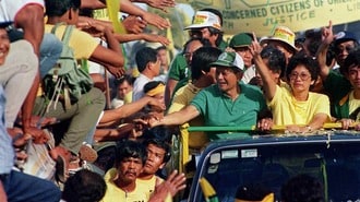 世界民主化の嚆矢｢ピープルパワー革命｣から40年