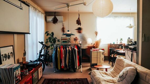 高級家具ばかりなのに総額30万円強｣｢まるでモデルルーム｣ 