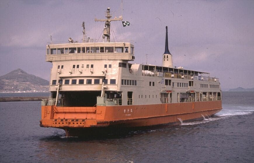 宇高連絡船「伊予丸」（撮影：南正時）