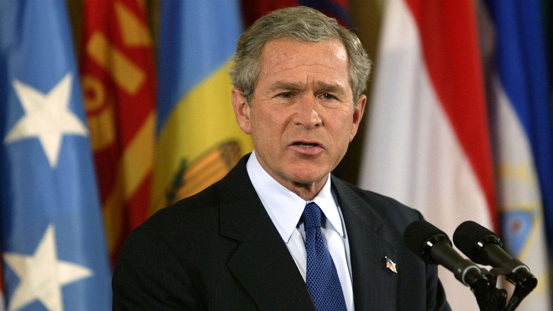 演説するジョージ・W・ブッシュ米大統領