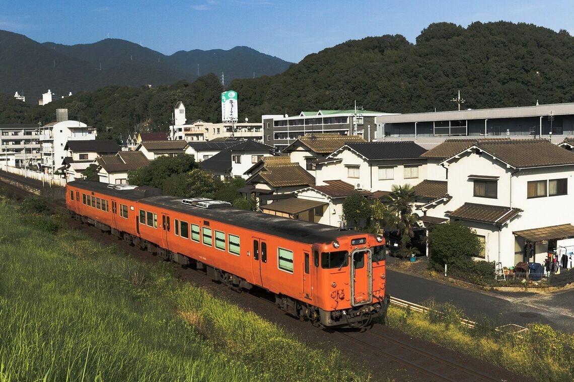 同じ芸備線でも広島市内の区間は通勤通学路線として運転本数も多い（撮影：鼠入昌史）