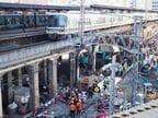 大阪環状線福島駅の横で進む線路切り替え工事