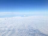 飛行機の中から見た富士山