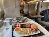 スペインの高速列車「iryo」1等車で出された機内食ならぬ「車内食」（筆者撮影）