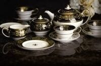 高級食器クライシス、相次ぐ経営破綻