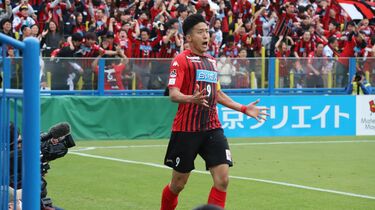 ピッチに立てない時間｣が選手を強くする 読書するサッカーJ1｢点取り屋