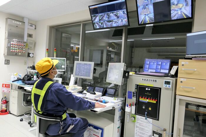運転中は様々な情報に注意を払う
