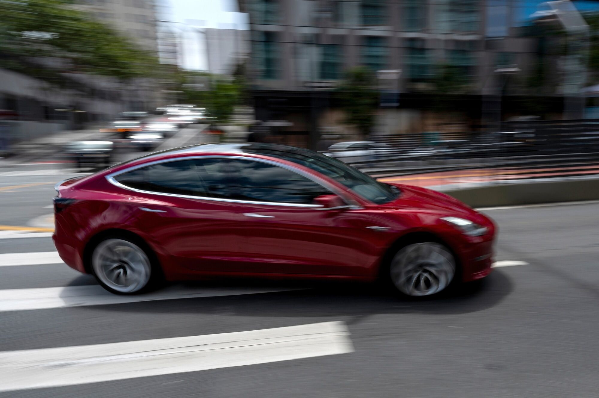 テスラの4-6月期決算､販売台数の伸び悩みで利益低調｜会社四季報オンライン