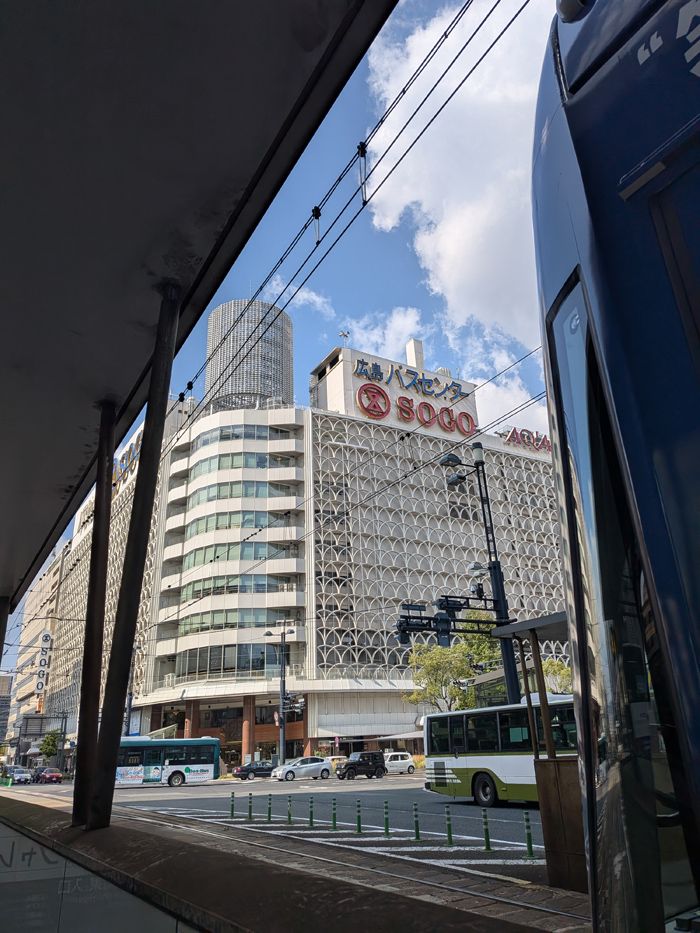 広島バスセンター バスマチFOOD HALL