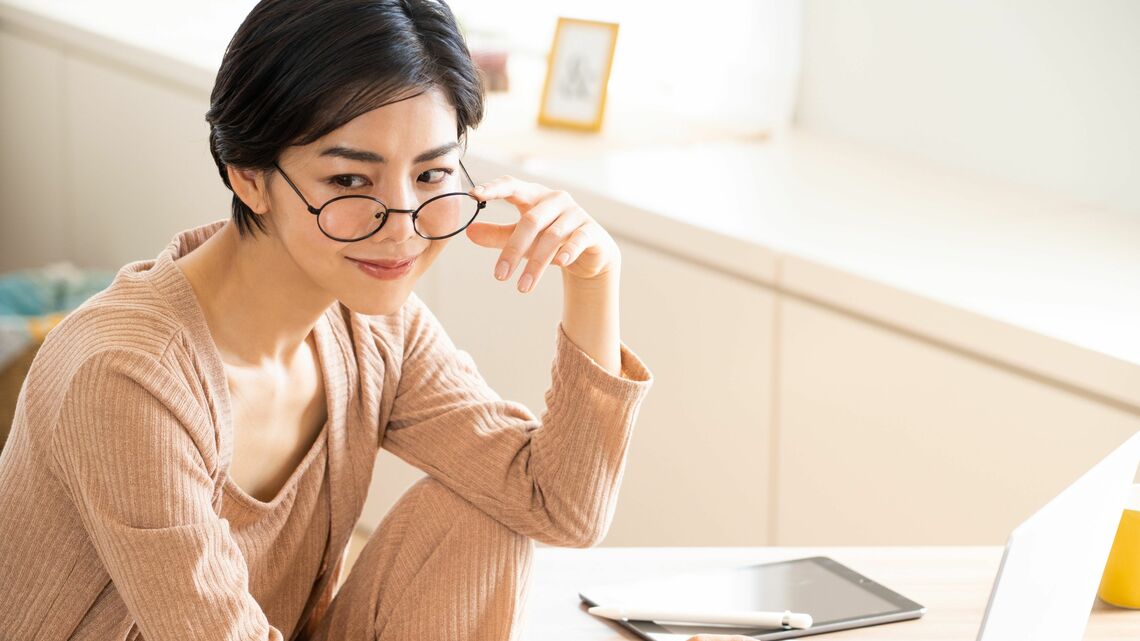 “頭の中を片づける”にはどうすればいいのでしょうか(写真:ほんかお/PIXTA)