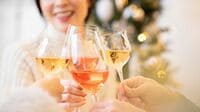 ｢結婚減｣は飲み会が減ったせい!?意外すぎる関係 単身男性の外での飲酒が減るほど初婚数も減る