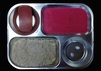 映えない｢ディストピア飯｣地味に人気の続くワケ 人々が食いつく背景には何があるのか