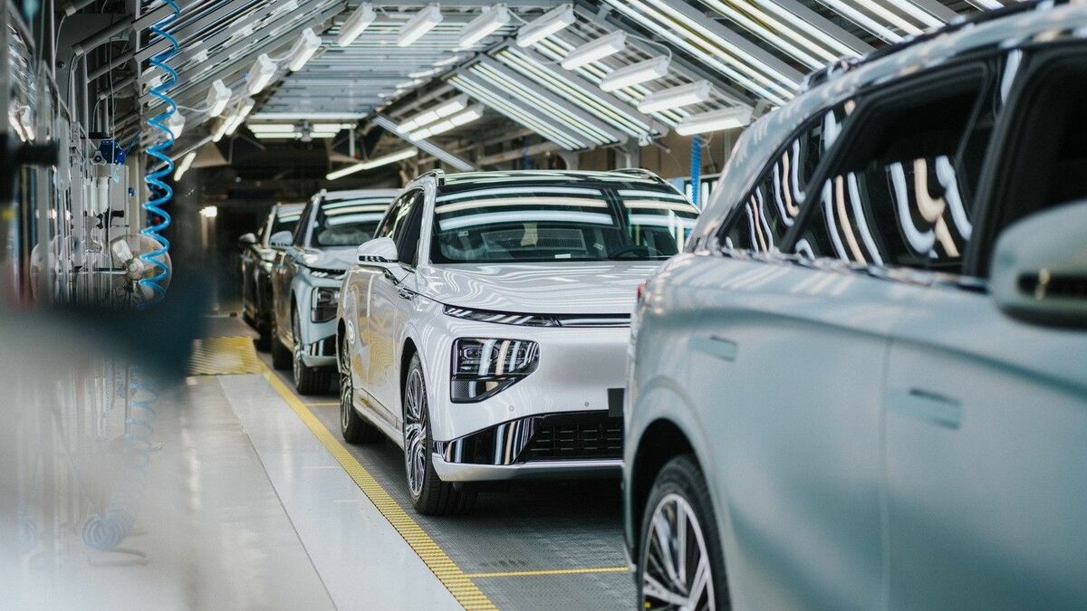 中国EV｢小鵬汽車｣､欧州市場攻略へ現地生産委託 2車種のSUVをマグナのオーストリア工場で | 大解剖 中国｢EV覇権｣ | 東洋経済オンライン