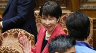 ｢ゴキブリは殺せない｣ 自画自賛と意味不明の投稿を繰り返した高市首相､夏休み明けに迫る秋政局は｢終わりの始まり｣か