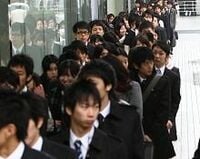 12月１日の会社説明会スタート前が勝負--学生指導に奮闘する法政大学キャリアセンター