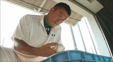 入来祐作､プロ野球｢戦力外｣後の挫折と転身 あぐらをかいていた男は裏方