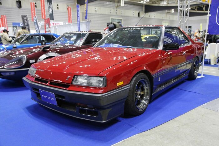 オリジナルパーツを装着したスカイライン2000ターボRS(筆者撮影)