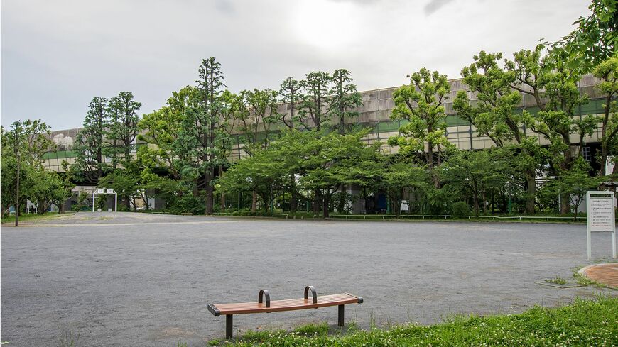 烏山シェルター